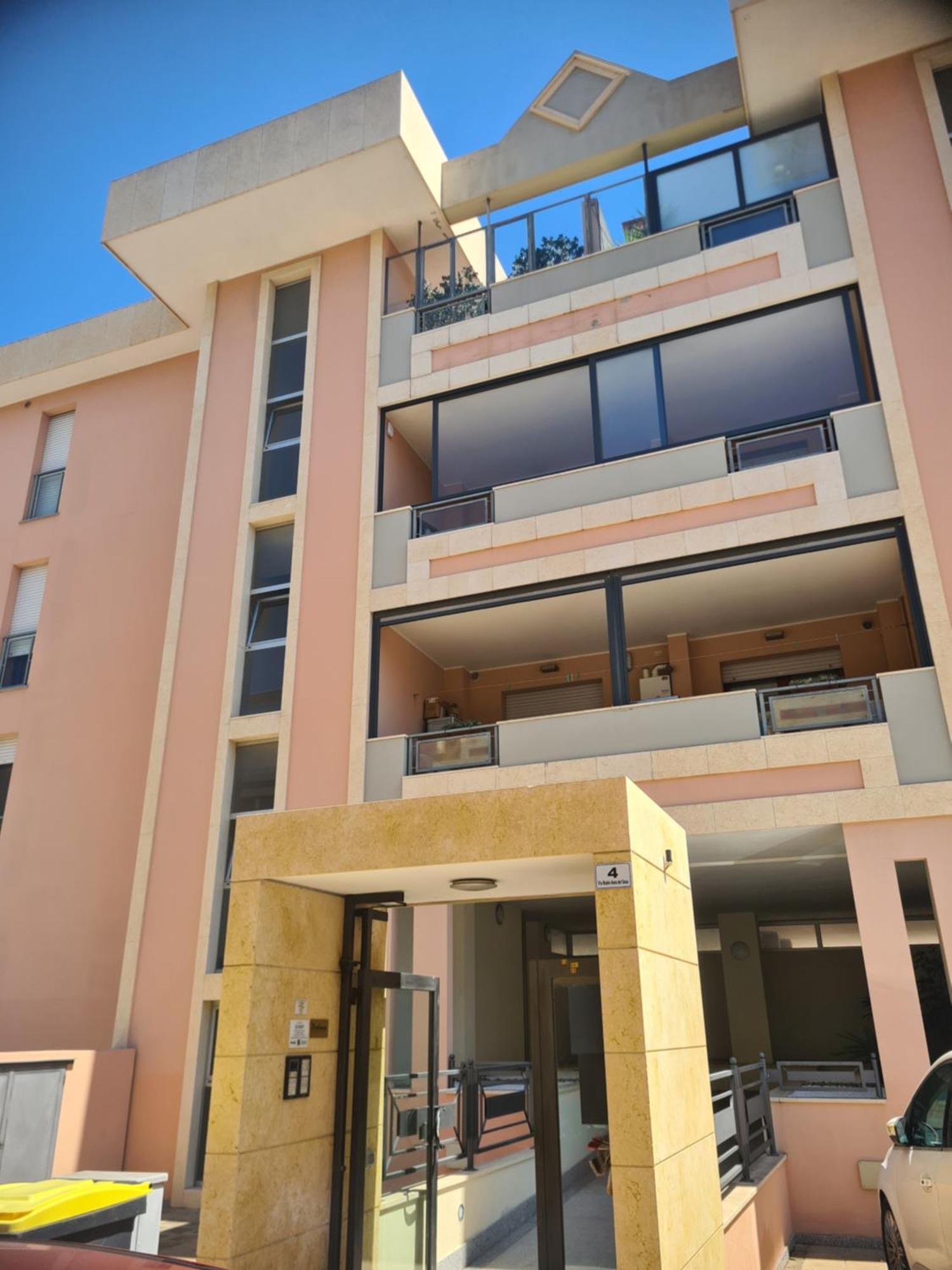 فندق Penthouse Genneruxi كالياري المظهر الخارجي الصورة